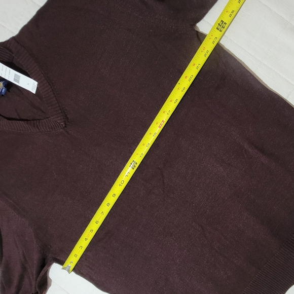 Oleg Cassini Silk Cotton V-neck Sweater - Picture 5 of 7